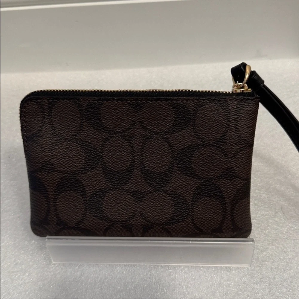 Coach Zip Wristlet with Umbrella Motif RARE